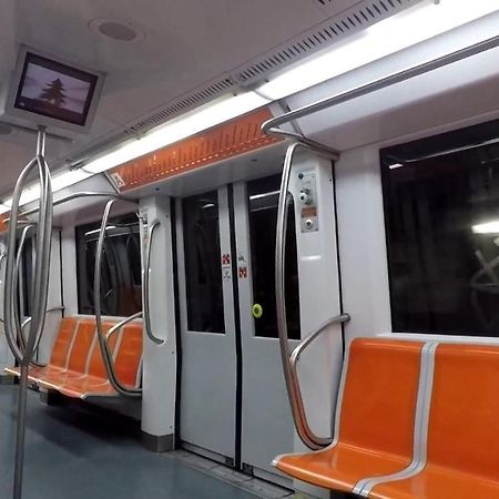 Raffinato Appartamento Metro A Rome Extérieur photo